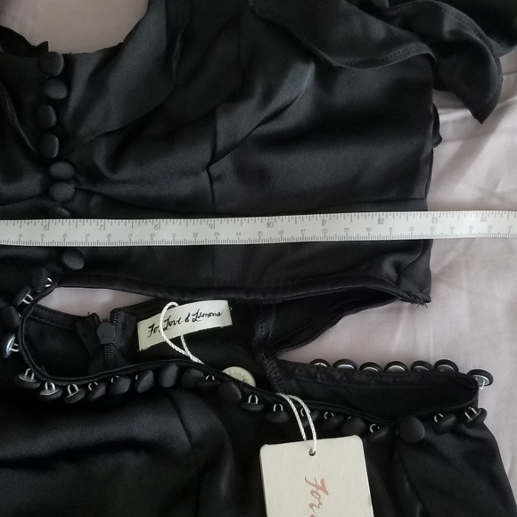 🚫SOLD🚫NWT FL&L ASYMMETRICAL RUFFLE MINI DRESS - Picture 7 of 8